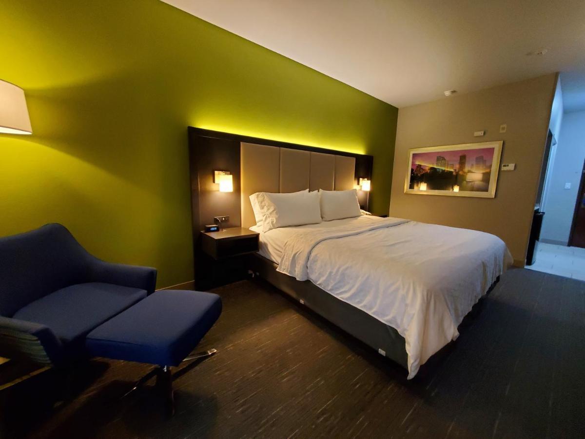 Holiday Inn Express Pearland By Ihg Exteriér fotografie