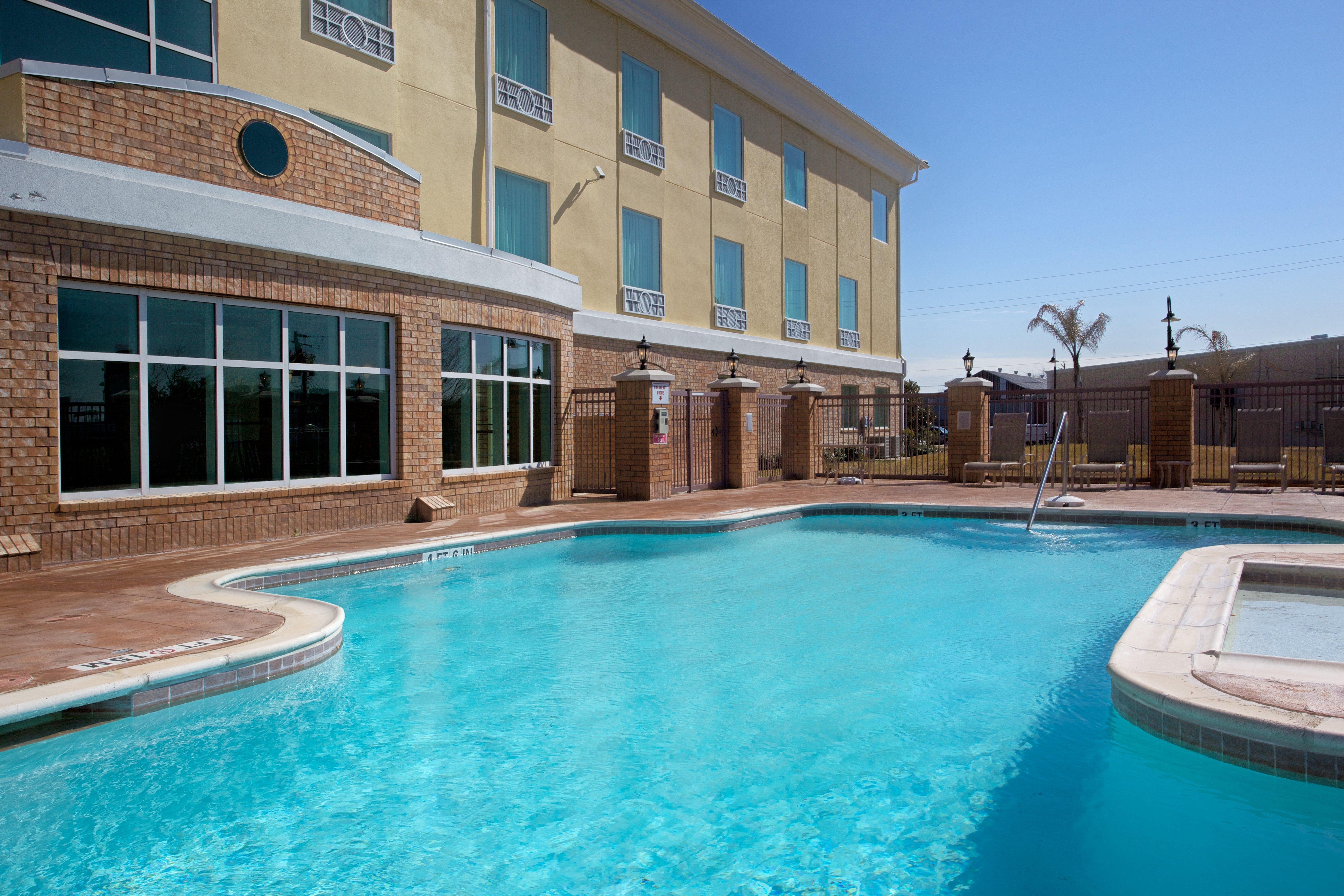 Holiday Inn Express Pearland By Ihg Exteriér fotografie