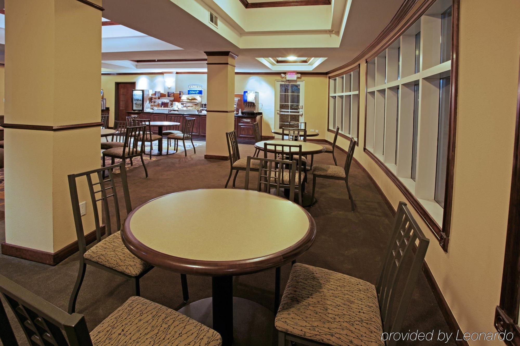 Holiday Inn Express Pearland By Ihg Restaurace fotografie