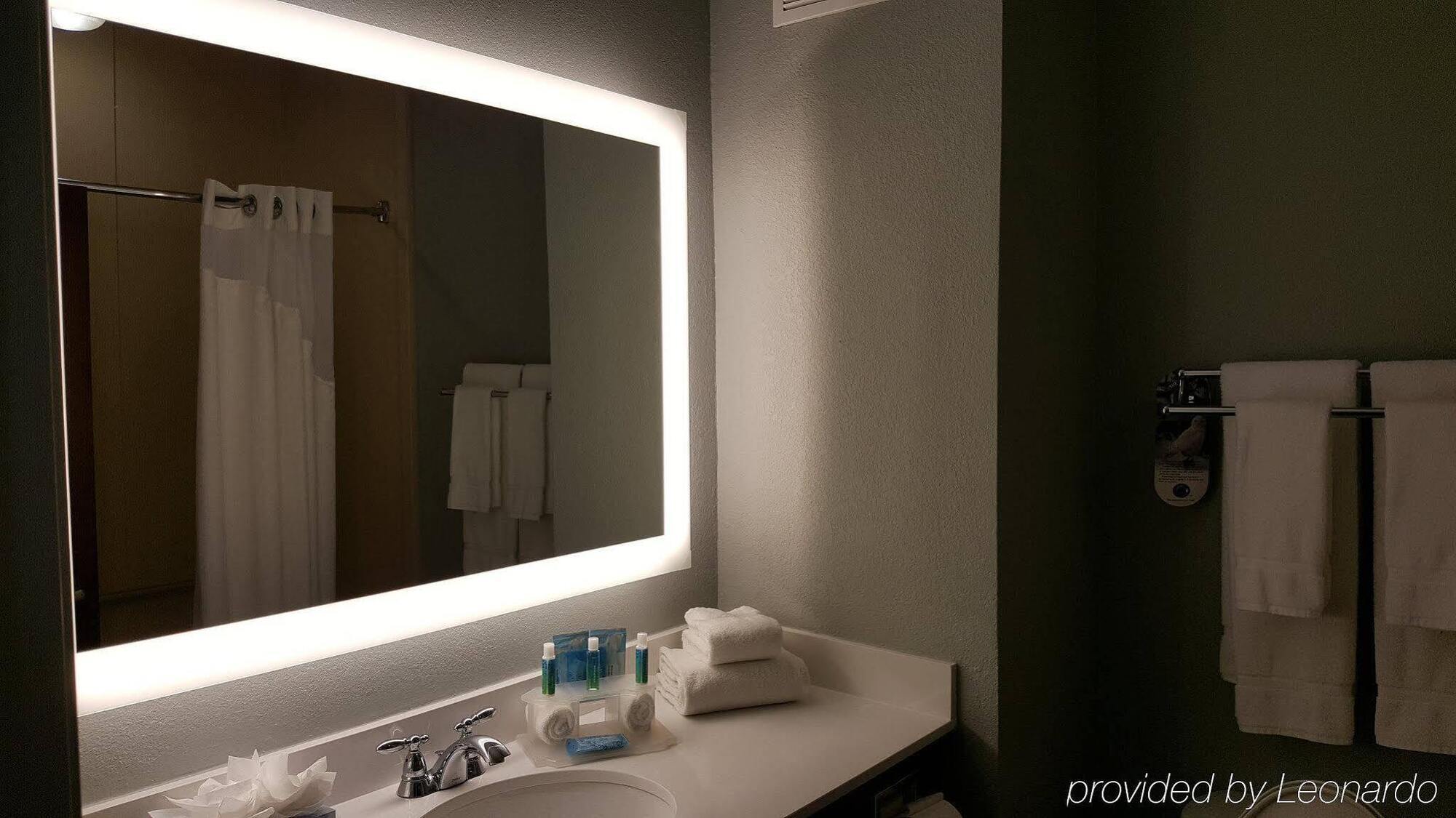 Holiday Inn Express Pearland By Ihg Exteriér fotografie